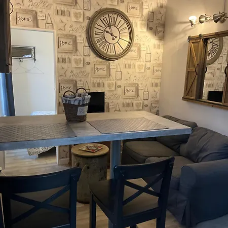 Magnifique F2 En Plein Centre Appartement *