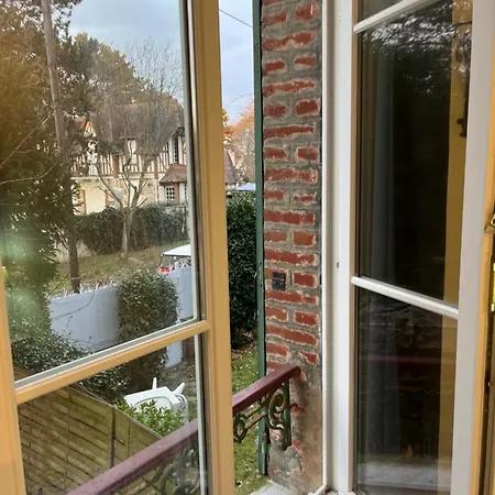 Magnifique F2 En Plein Centre