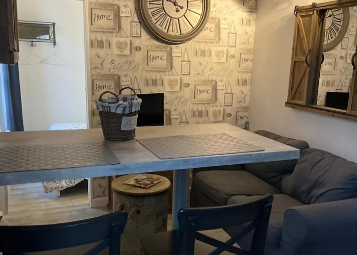 Magnifique F2 En Plein Centre Appartement *